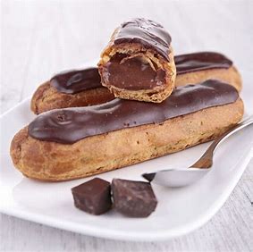 Éclair au chocolat